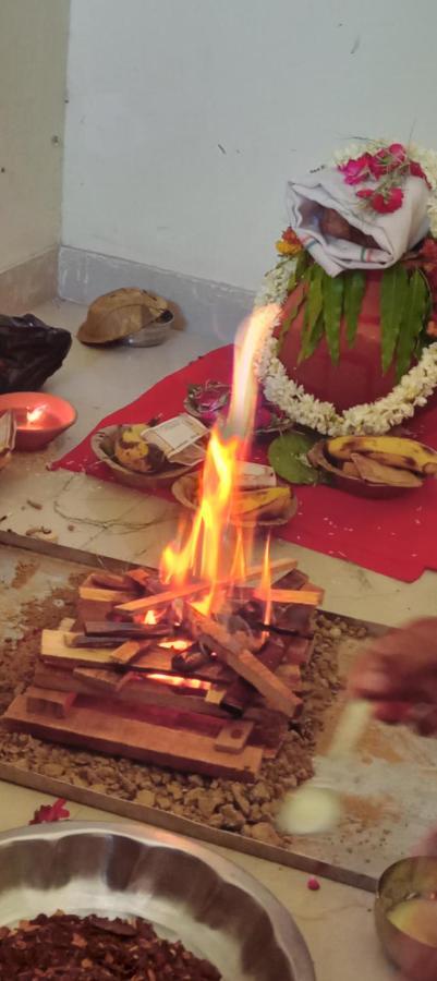 Dubey Homestay - 500 Meter From Temple Vrindāvan Eksteriør billede